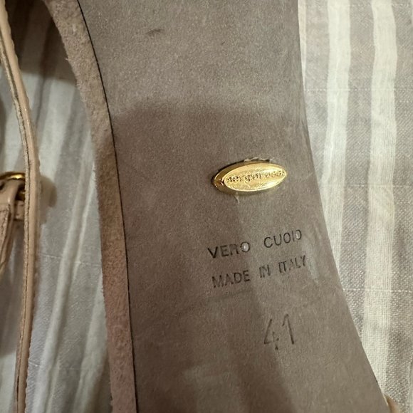 Sergio Rossi Nude Pump - Picture 3 of 4